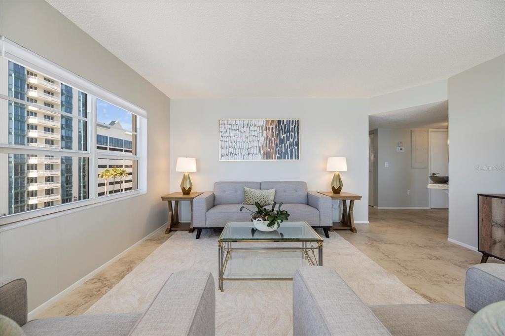 800 Benjamin Franklin Drive - Photo 5