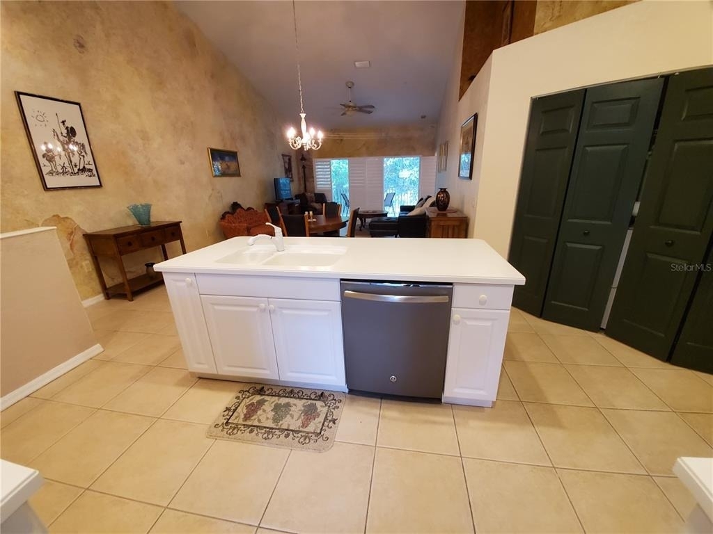 7138 Cedar Hollow Circle - Photo 4