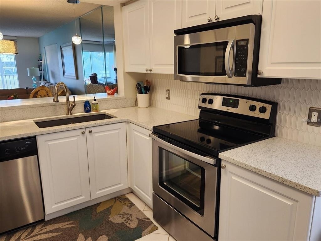 6505 Stone River Road - Photo 8