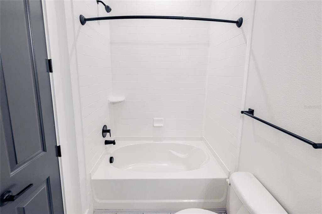 1420 Lakefront Drive - Photo 18