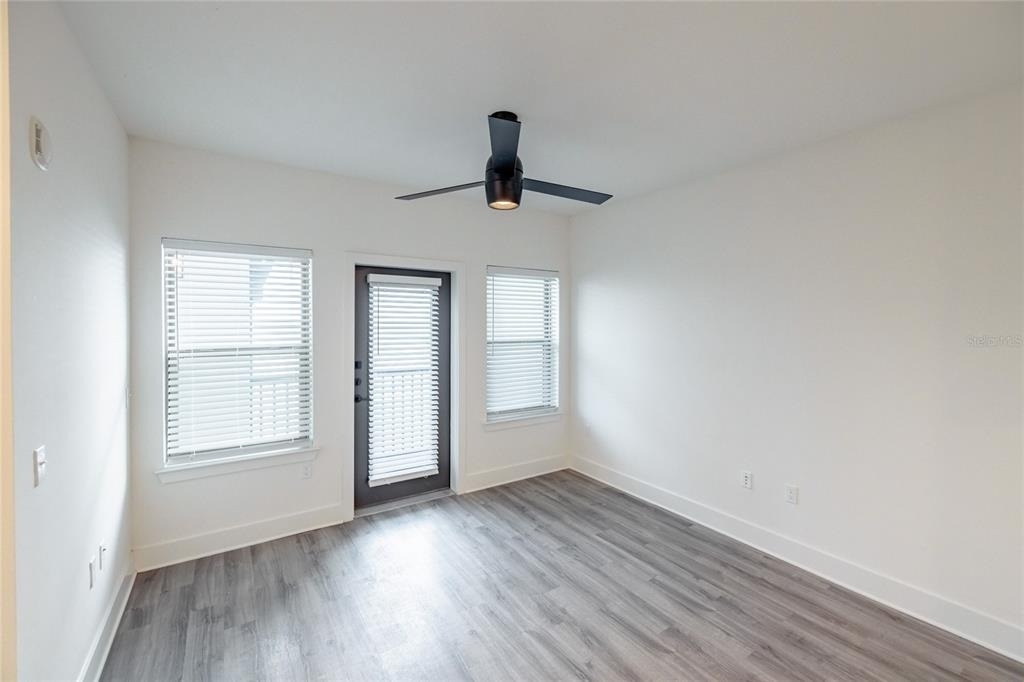 1420 Lakefront Drive - Photo 6