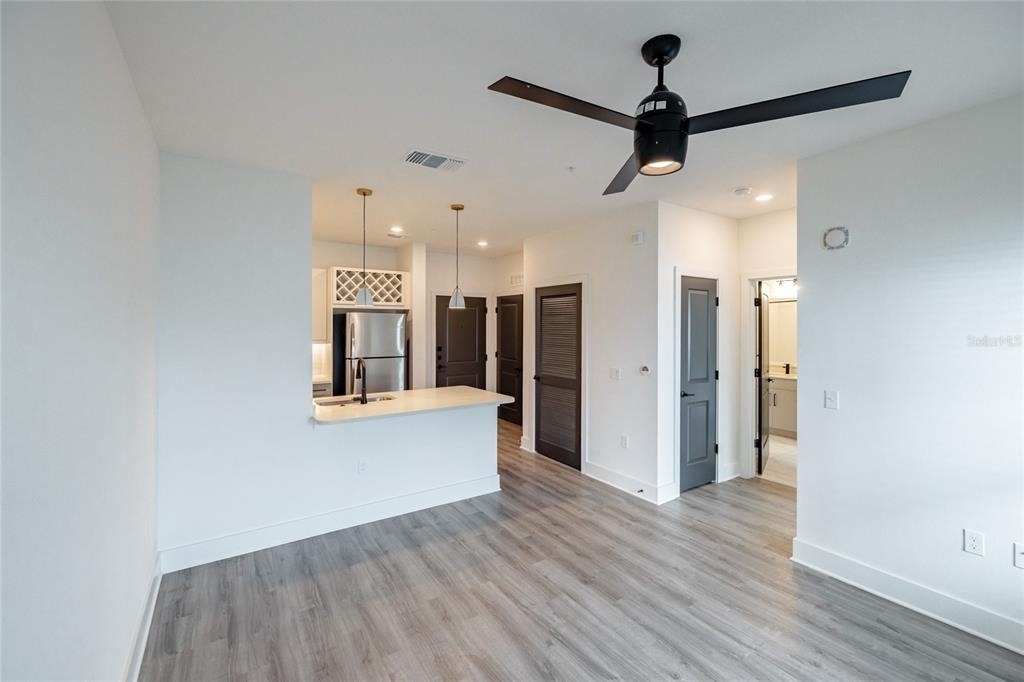 1420 Lakefront Drive - Photo 7