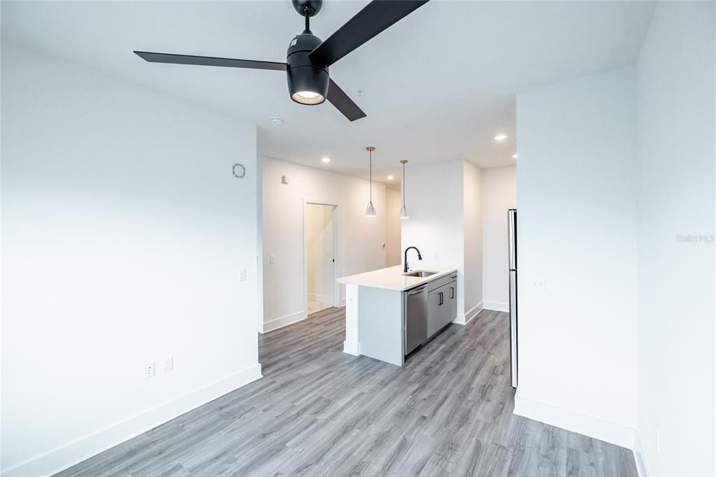 1420 Lakefront Drive - Photo 7