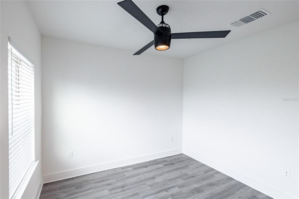 1420 Lakefront Drive - Photo 13