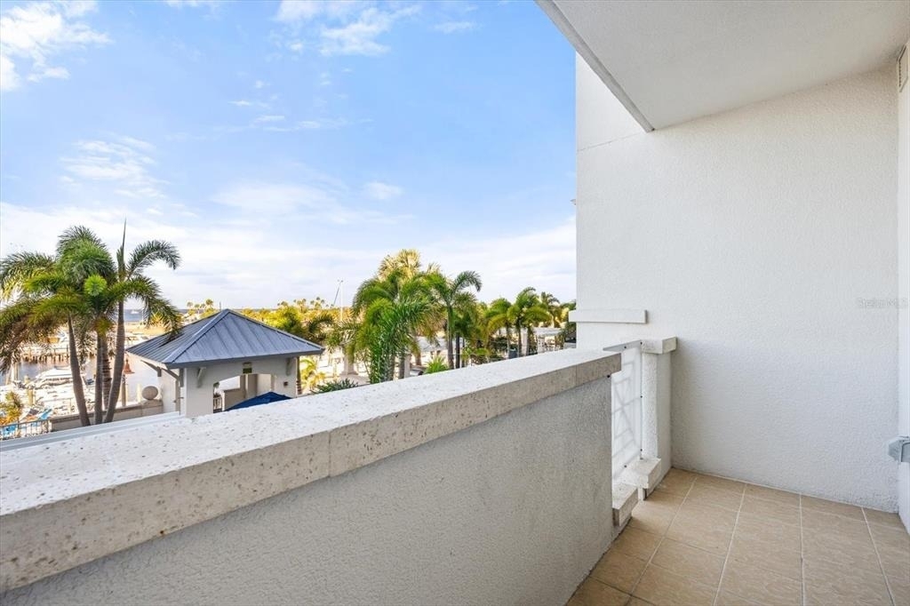 536 Bahia Beach Boulevard - Photo 9