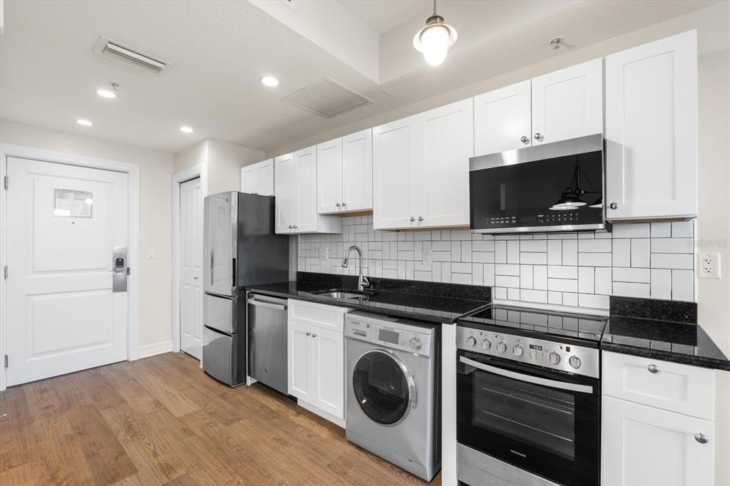 536 Bahia Beach Boulevard - Photo 5