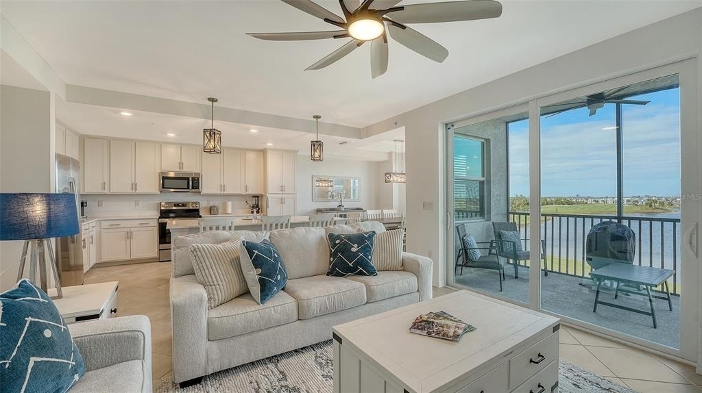 12140 Wellen Golf Street - Photo 8