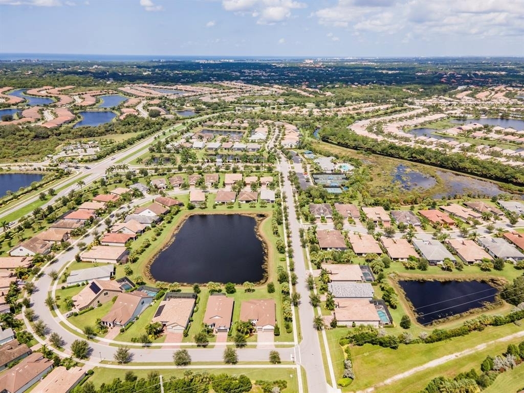5610 Rain Lily Court - Photo 2