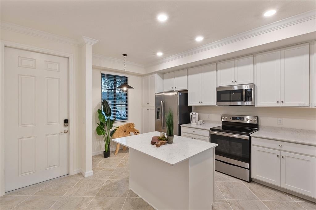 17510 Gawthrop Drive - Photo 2