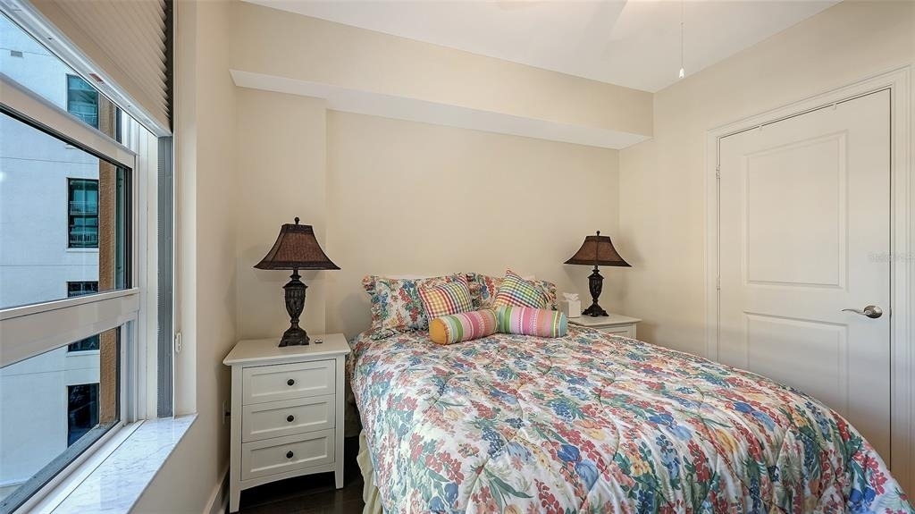 1350 Main Street - Photo 20