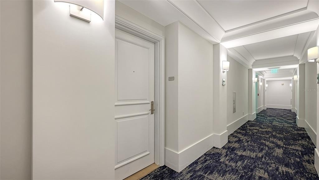 1350 Main Street - Photo 2