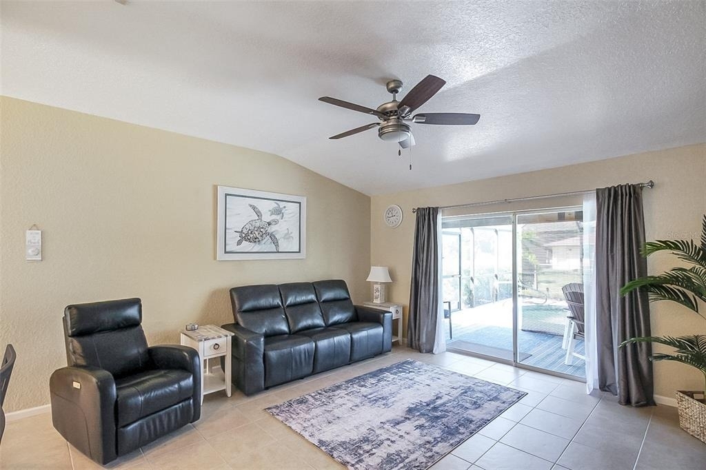 1465 Shields Street - Photo 13