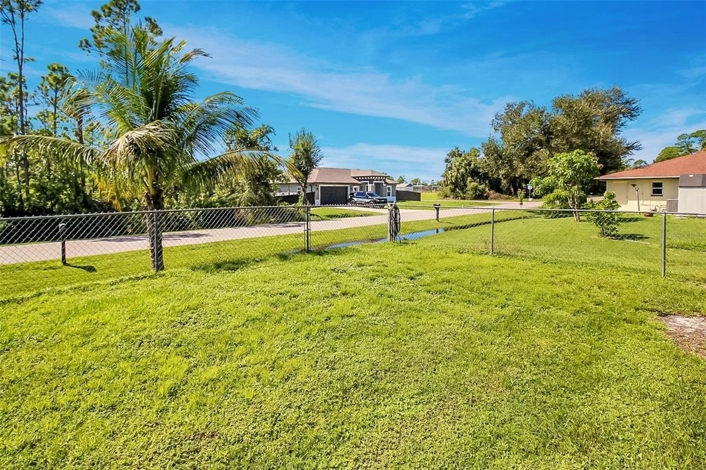 1465 Shields Street - Photo 39
