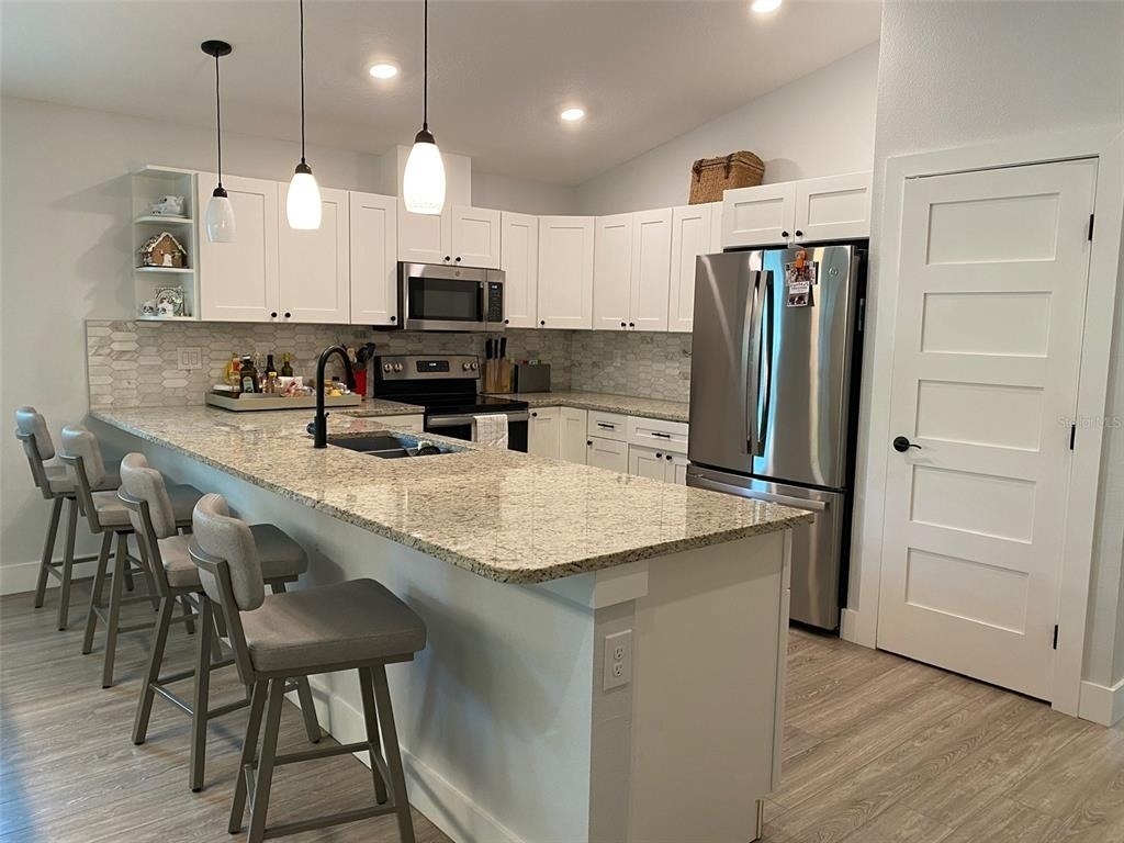 2933 Maiden Lane - Photo 7