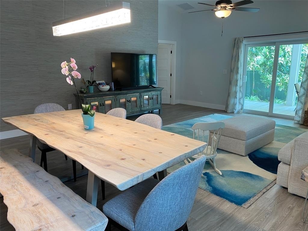 2933 Maiden Lane - Photo 10