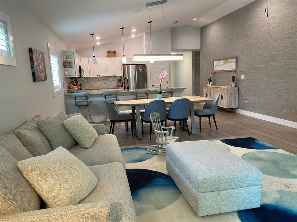 2933 Maiden Lane - Photo 4