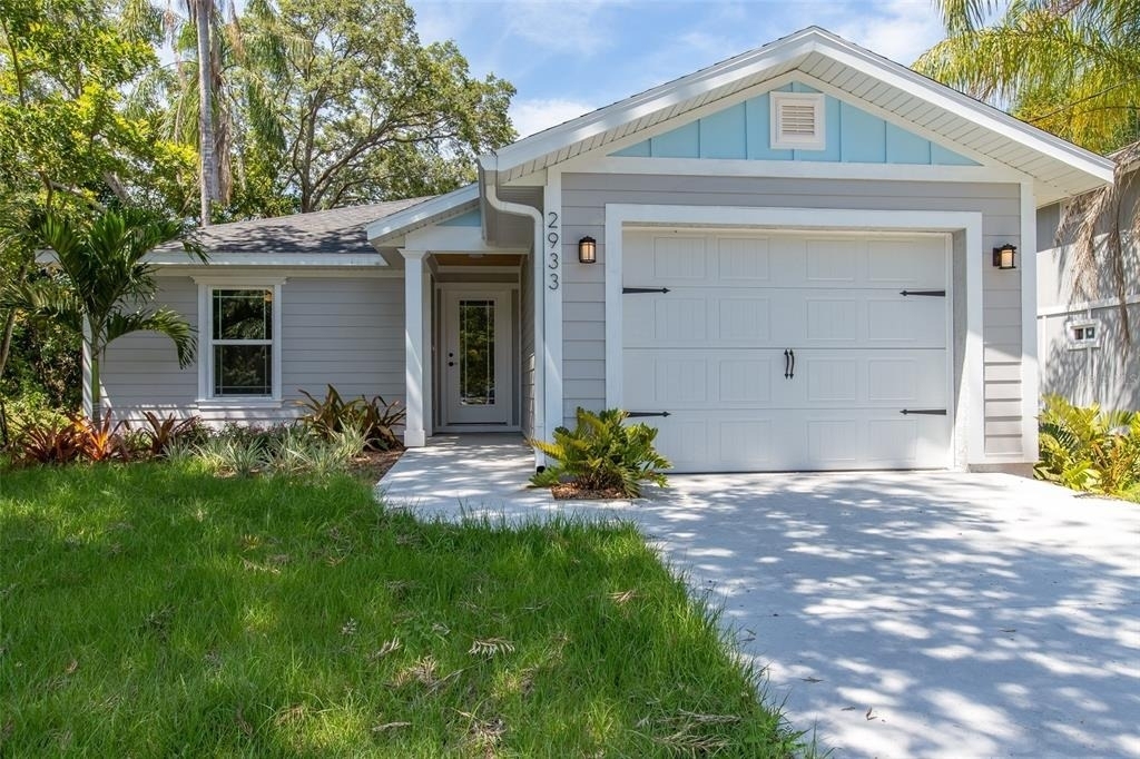 2933 Maiden Lane - Photo 0