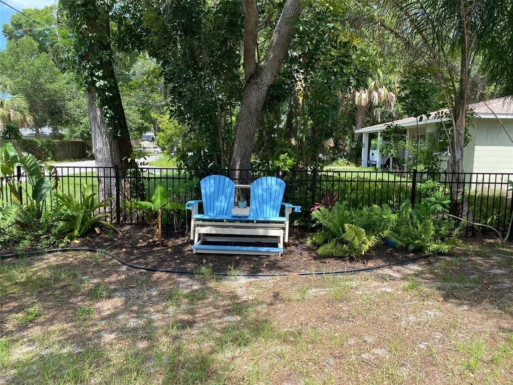 2933 Maiden Lane - Photo 32