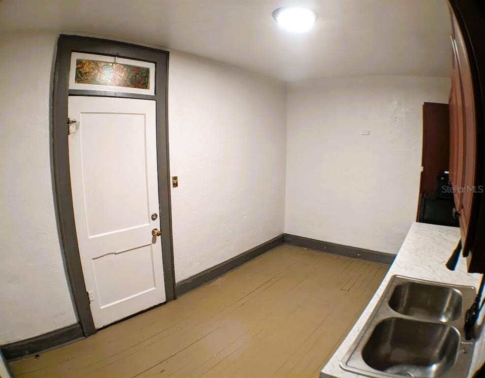 401 Colonia Lane E - Photo 9
