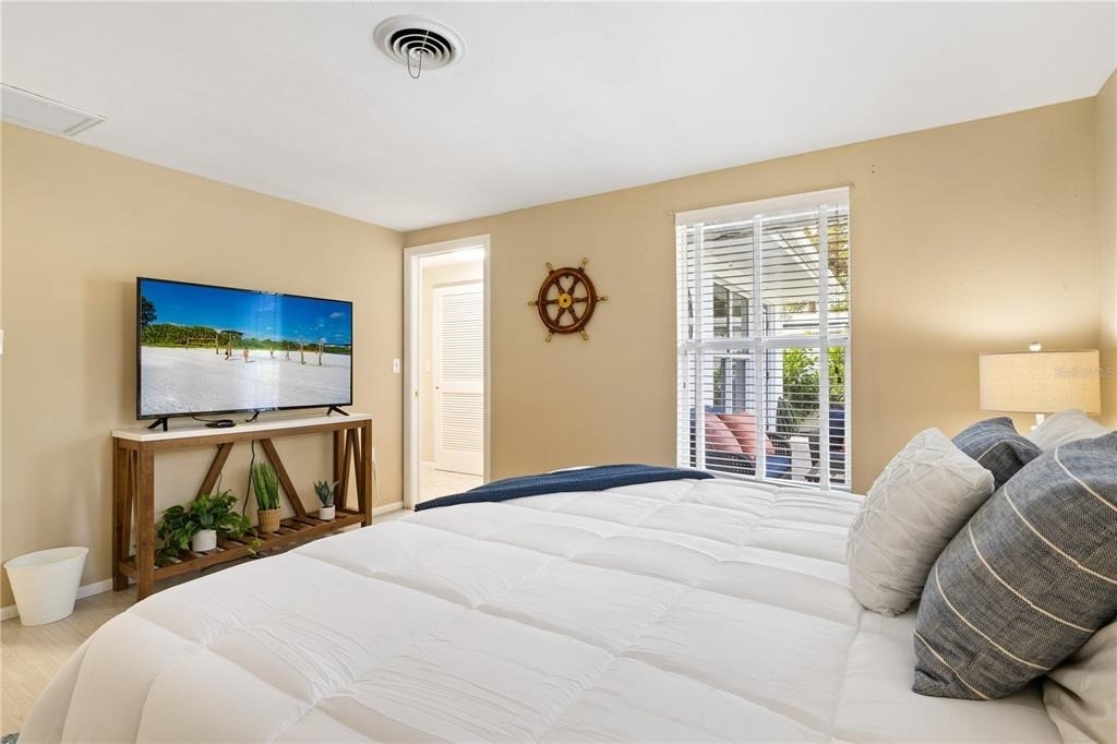 2365 Bay Street - Photo 32