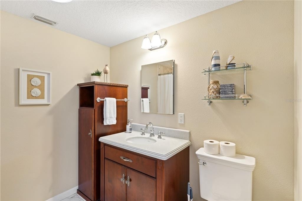2365 Bay Street - Photo 33