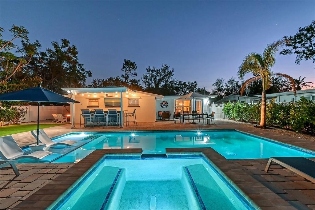 2365 Bay Street - Photo 44