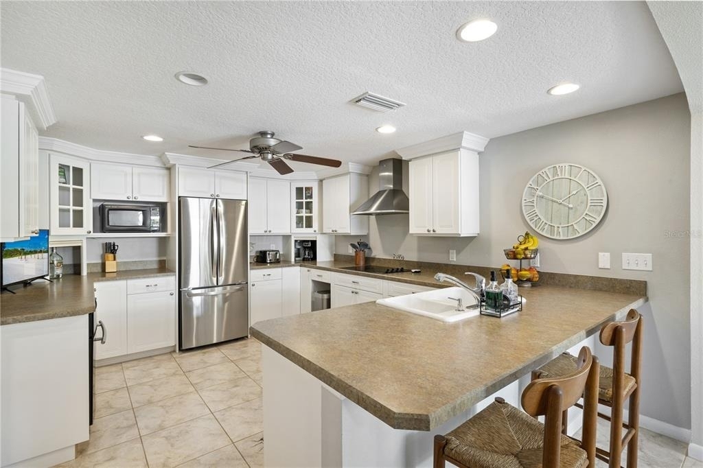 2365 Bay Street - Photo 18