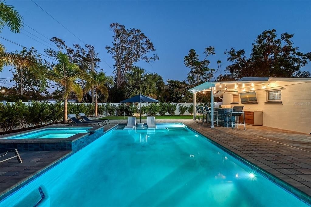 2365 Bay Street - Photo 46