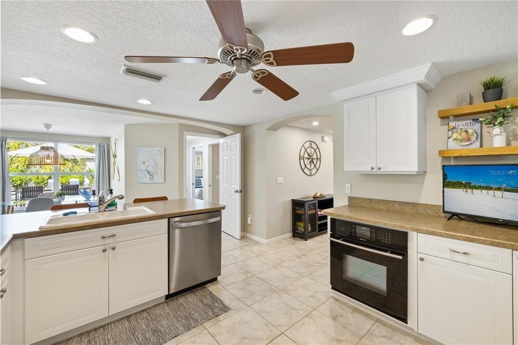 2365 Bay Street - Photo 21