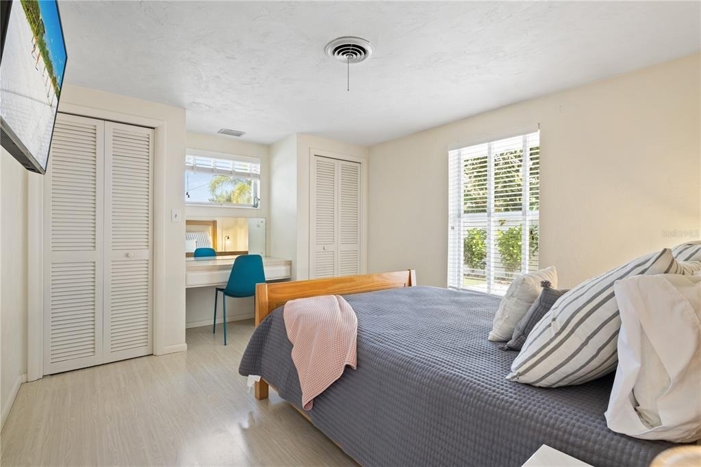 2365 Bay Street - Photo 27