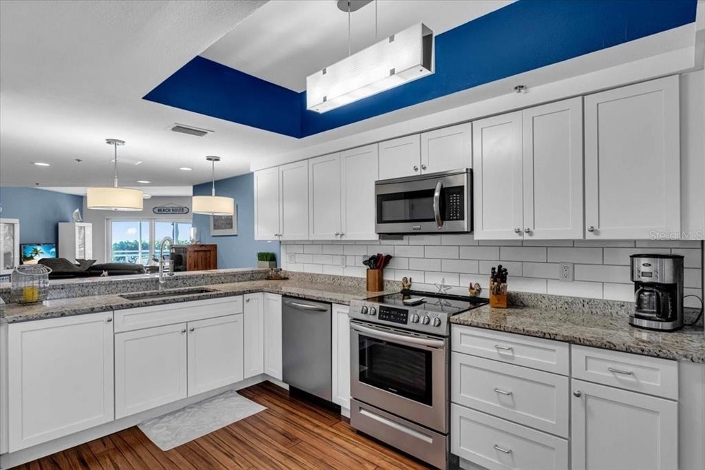 5621 Gulf Of Mexico Drive - Photo 3
