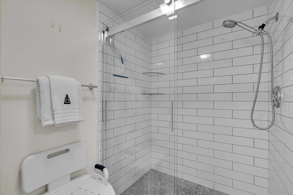 5621 Gulf Of Mexico Drive - Photo 16