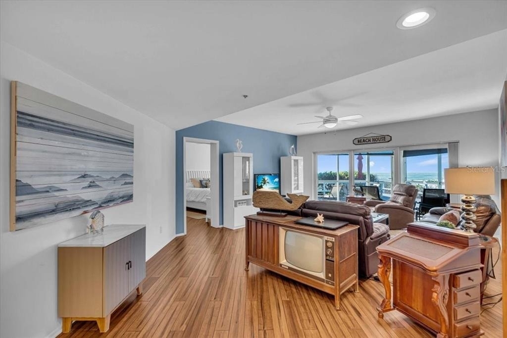 5621 Gulf Of Mexico Drive - Photo 9