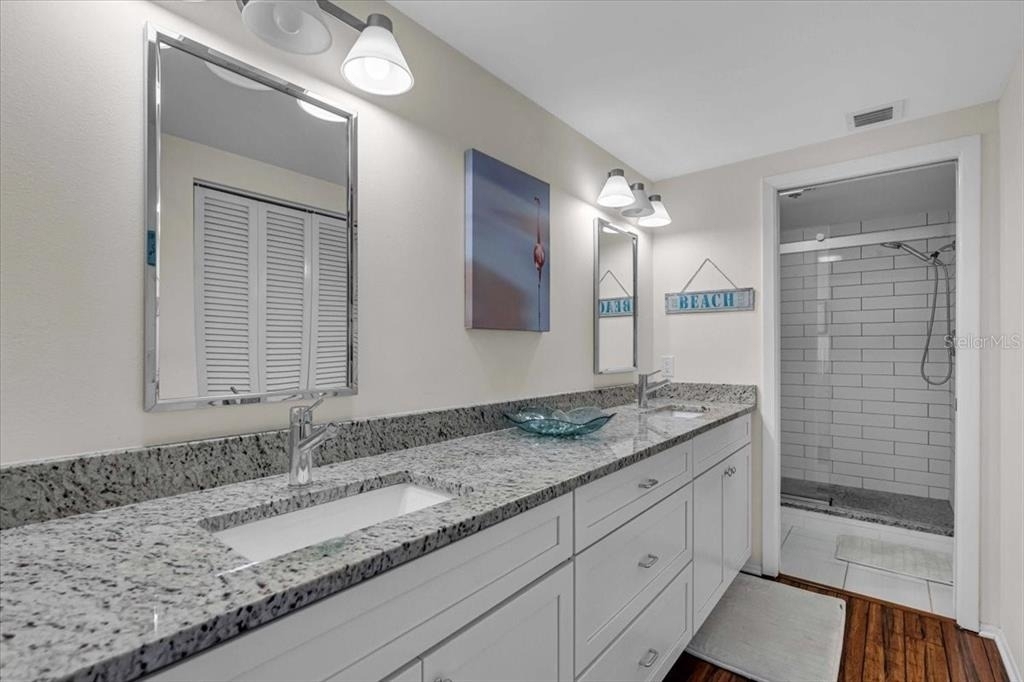 5621 Gulf Of Mexico Drive - Photo 15