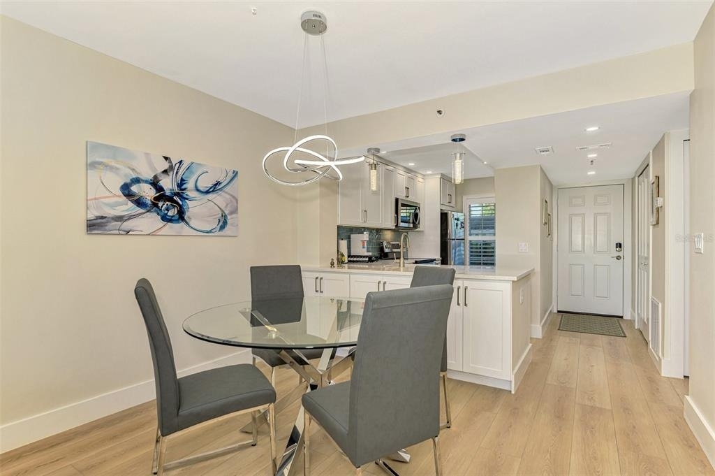 917 Wexford Boulevard - Photo 12