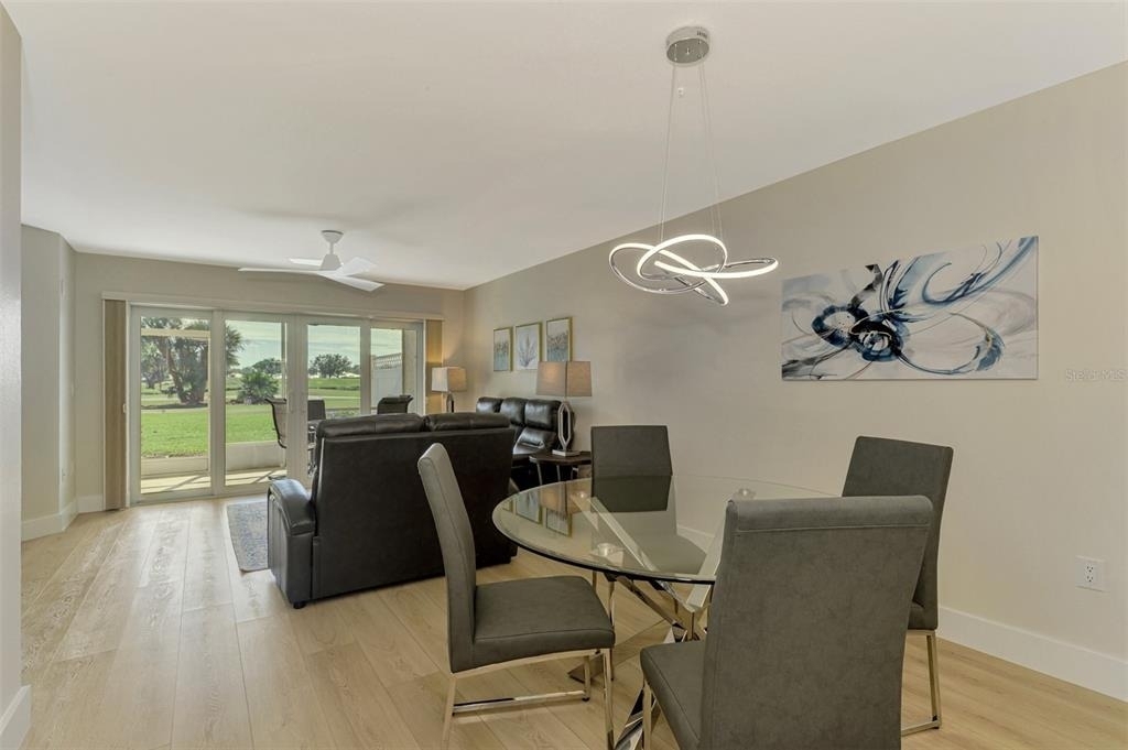 917 Wexford Boulevard - Photo 5
