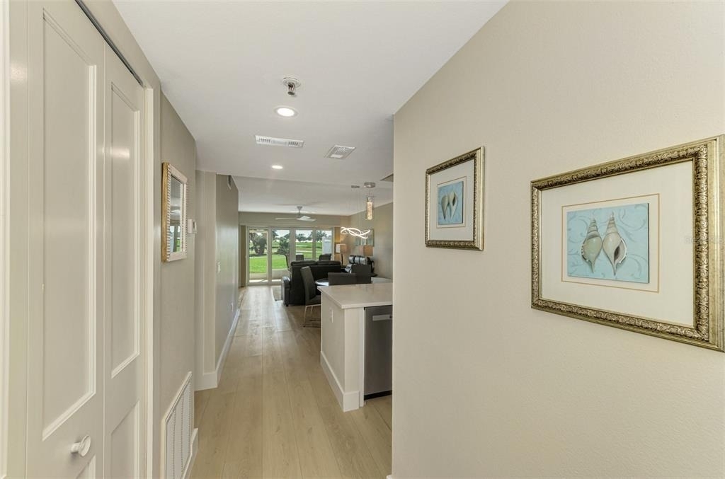 917 Wexford Boulevard - Photo 4