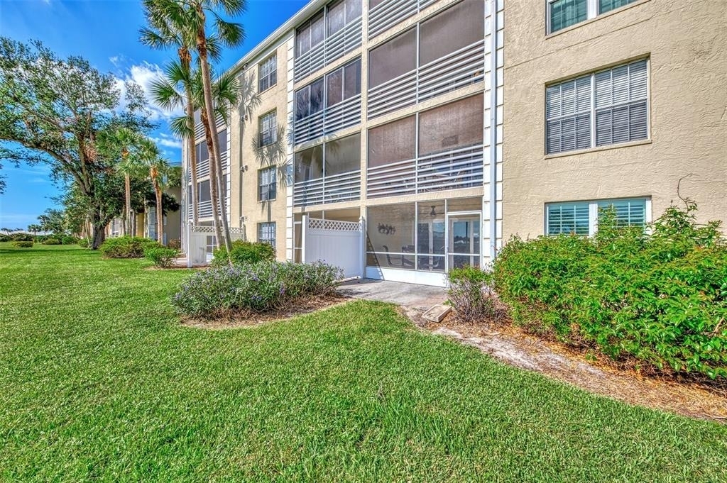 917 Wexford Boulevard - Photo 40