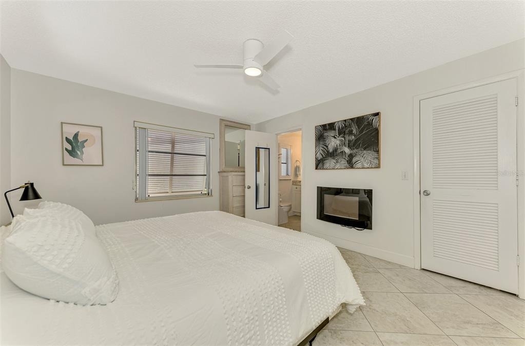 2643 Lear Road - Photo 17