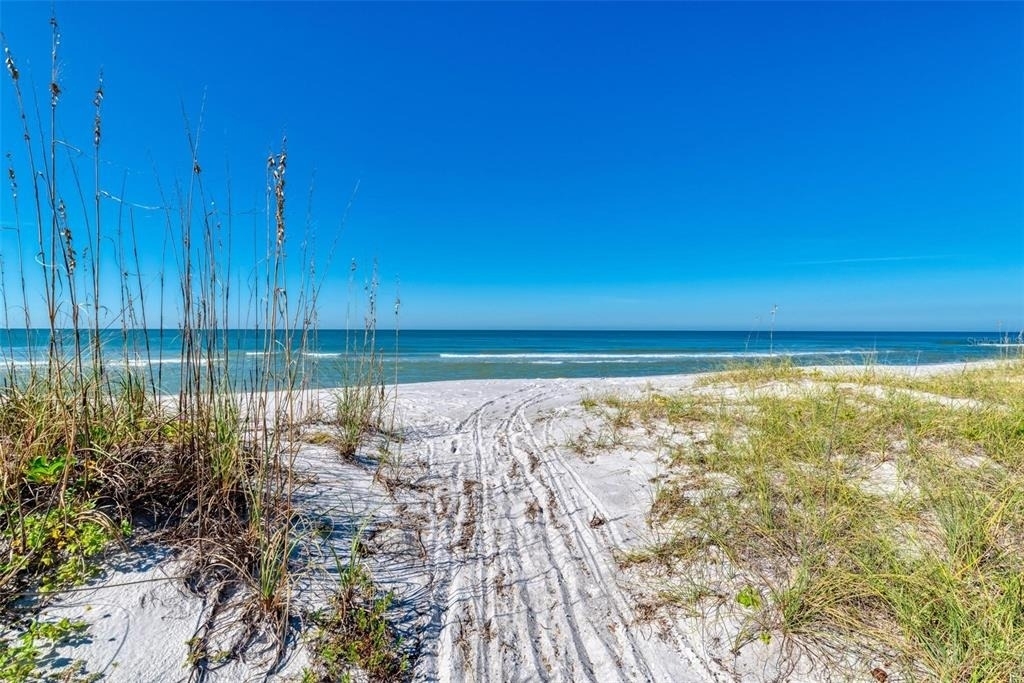 3806 Gulf Of Mexico Drive - Photo 15