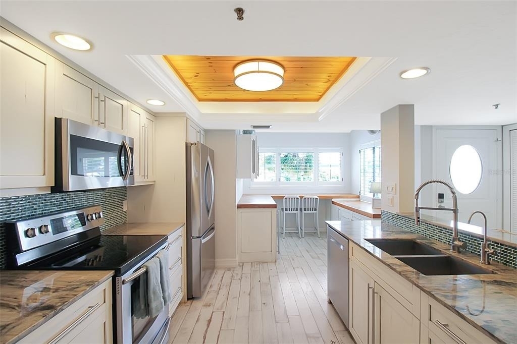 1315 Siesta Bayside Drive - Photo 12
