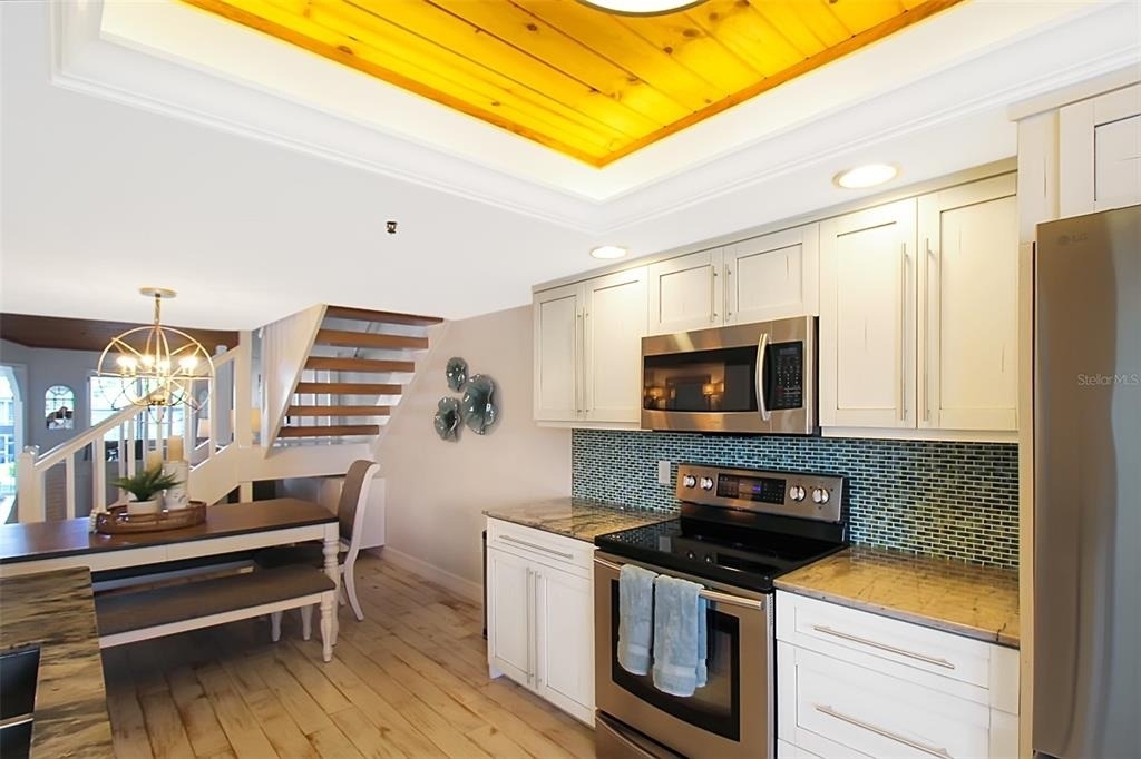 1315 Siesta Bayside Drive - Photo 10