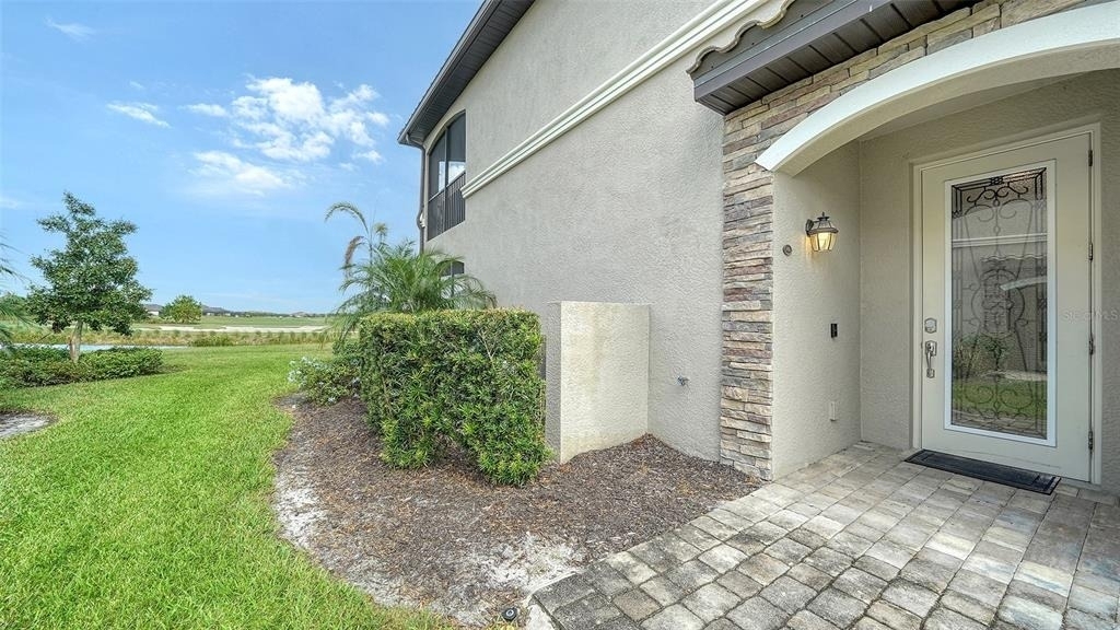 17815 Gawthrop Drive - Photo 2