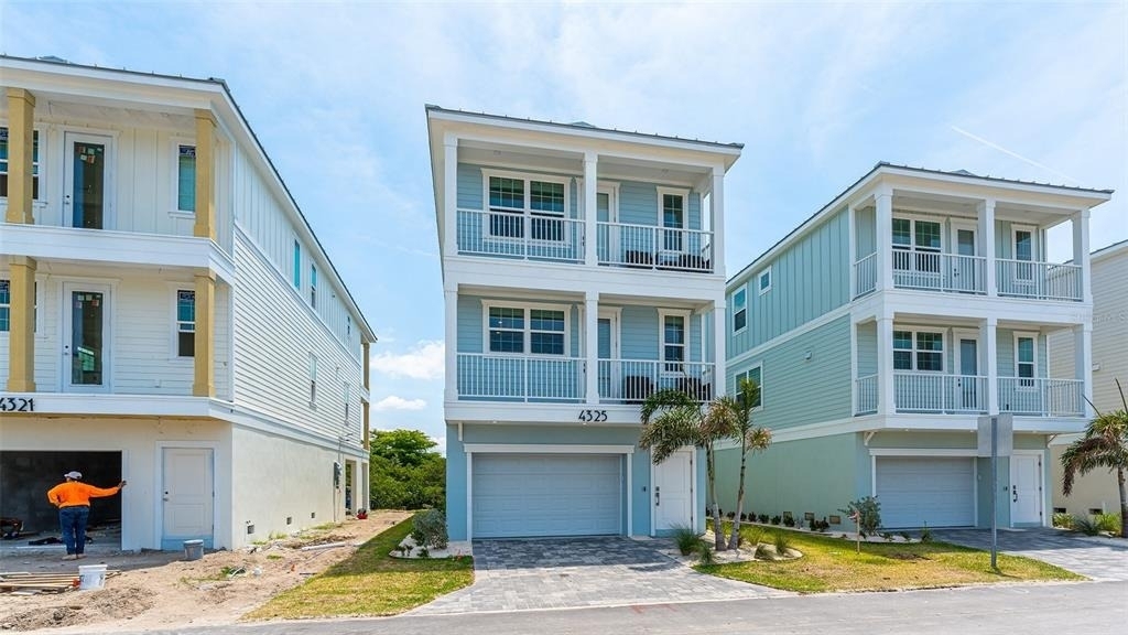 4325 Marina View Way - Photo 0