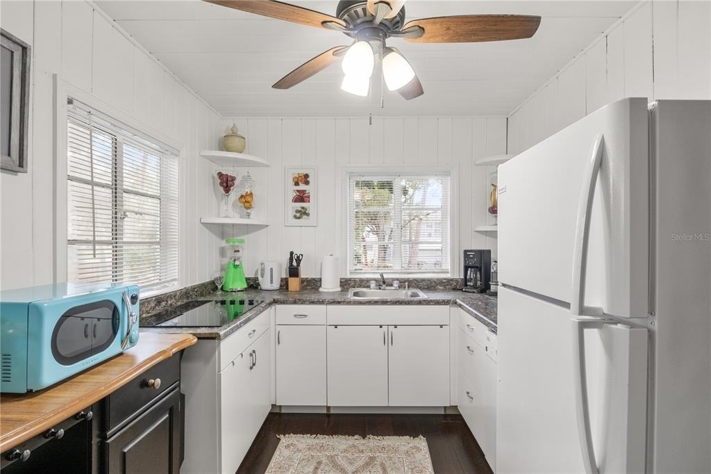 1270 5th Street - Photo 19