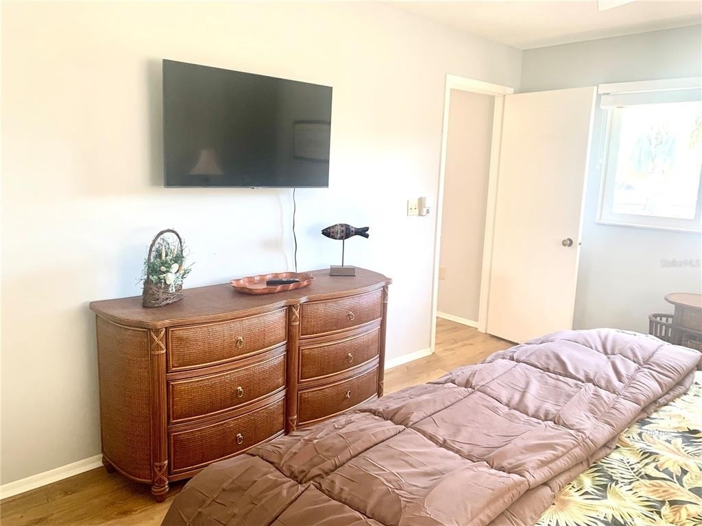 1714 Meadowood Street - Photo 32