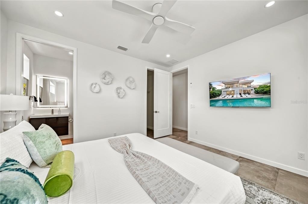 2327 Hillview Street - Photo 43