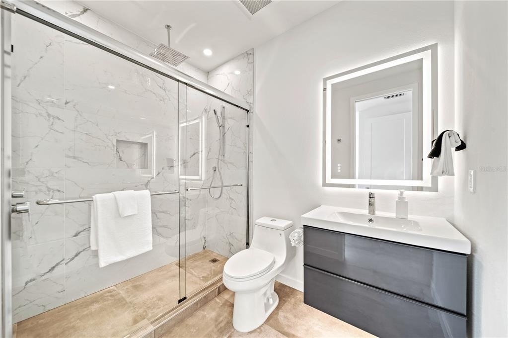 2327 Hillview Street - Photo 36