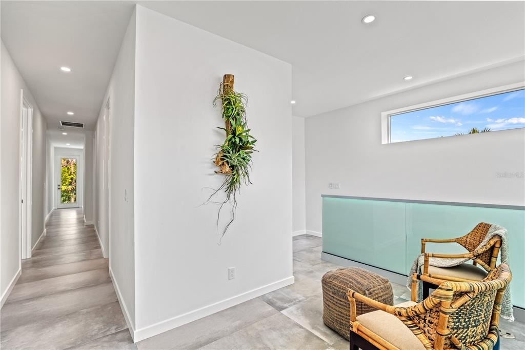 2327 Hillview Street - Photo 27