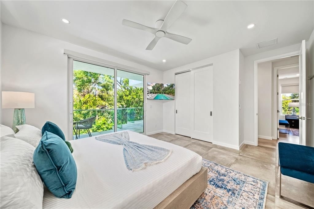 2327 Hillview Street - Photo 39